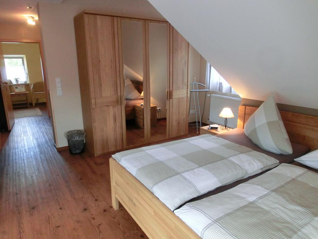 Ferienweingut Hirschen Schulstrasse Bed & Breakfast Burg  Oda fotoğraf