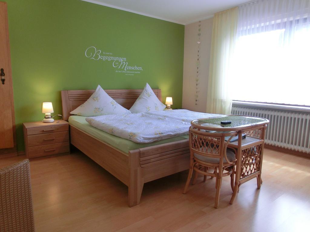 Ferienweingut Hirschen Schulstrasse Bed & Breakfast Burg  Oda fotoğraf