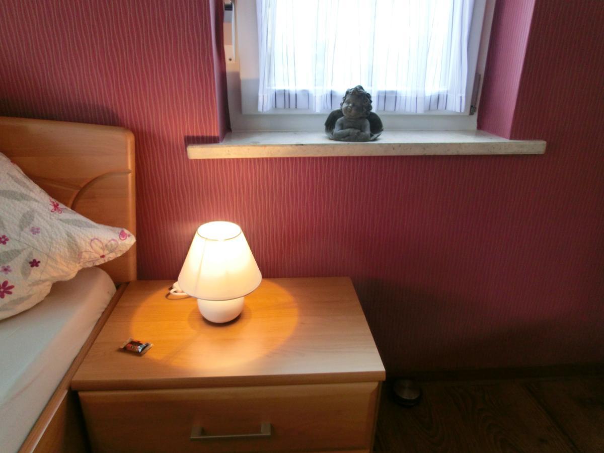 Ferienweingut Hirschen Schulstrasse Bed & Breakfast Burg  Dış mekan fotoğraf